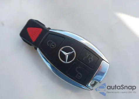 2015 Mercedes-Benz E 350 4Matic z USA, uszkodzony, nr VIN WDDHF8JB9FB123766